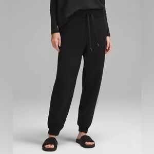 Lululemon Scuba Jogger *full length